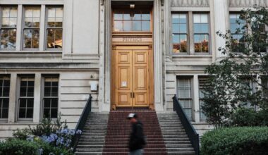 UC reconsidering SAT return after faculty complaints over math skills