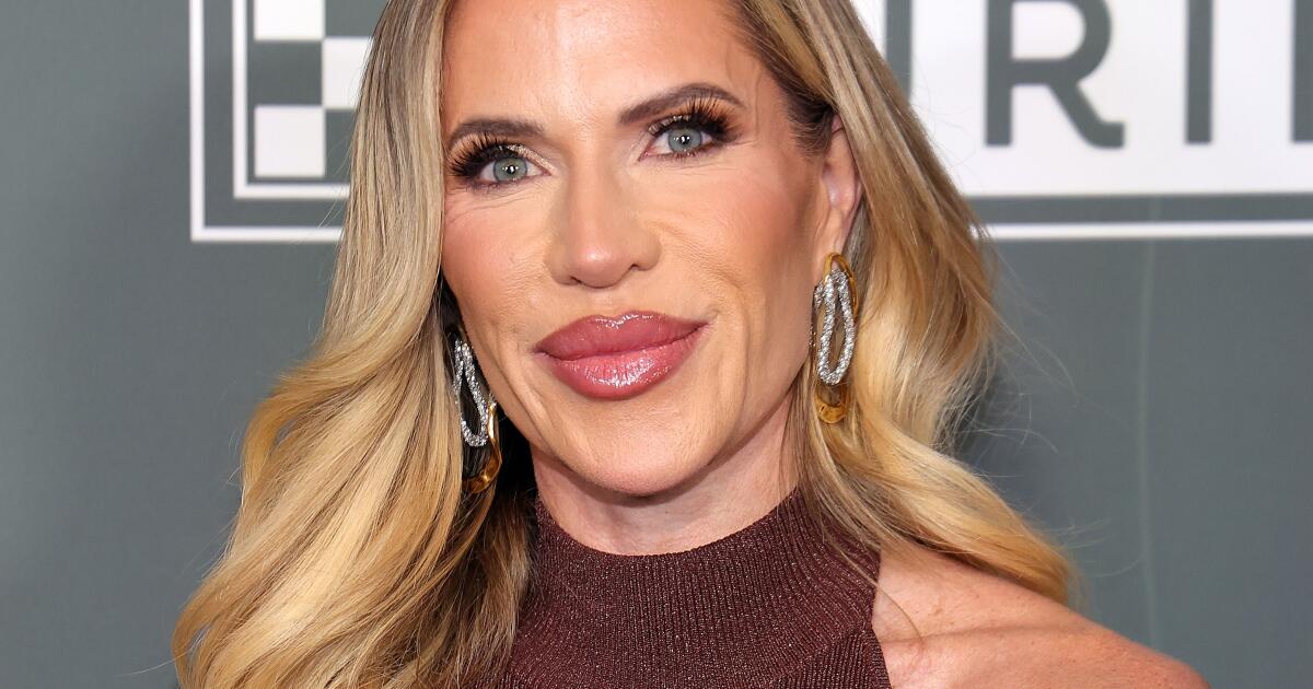 'Real Housewives' star says son was involved in starting brushfire