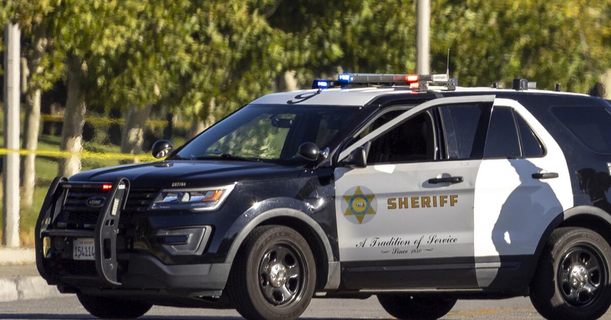 Sheriff's watchdog group needs new lawyers to do its job, civil grand jury says