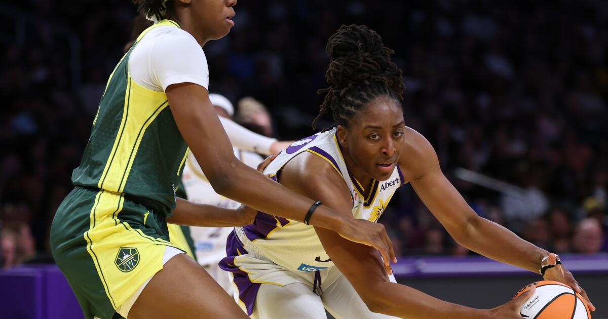 Listless Sparks are routed by Flau'jae Johnson and the Seattle Storm