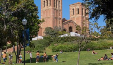 California man steals historic Chinese manuscripts from UCLA, using fake names, dummy documents
