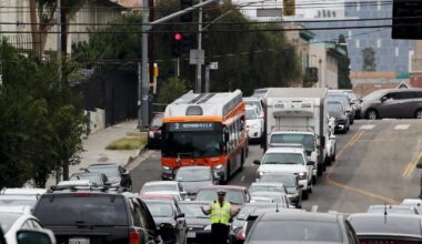 L.A. says bike lanes on Pico would boost safety. Merchants fear fallout