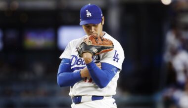 Shohei Ohtani's knee troubles creating a major Dodgers dilemma