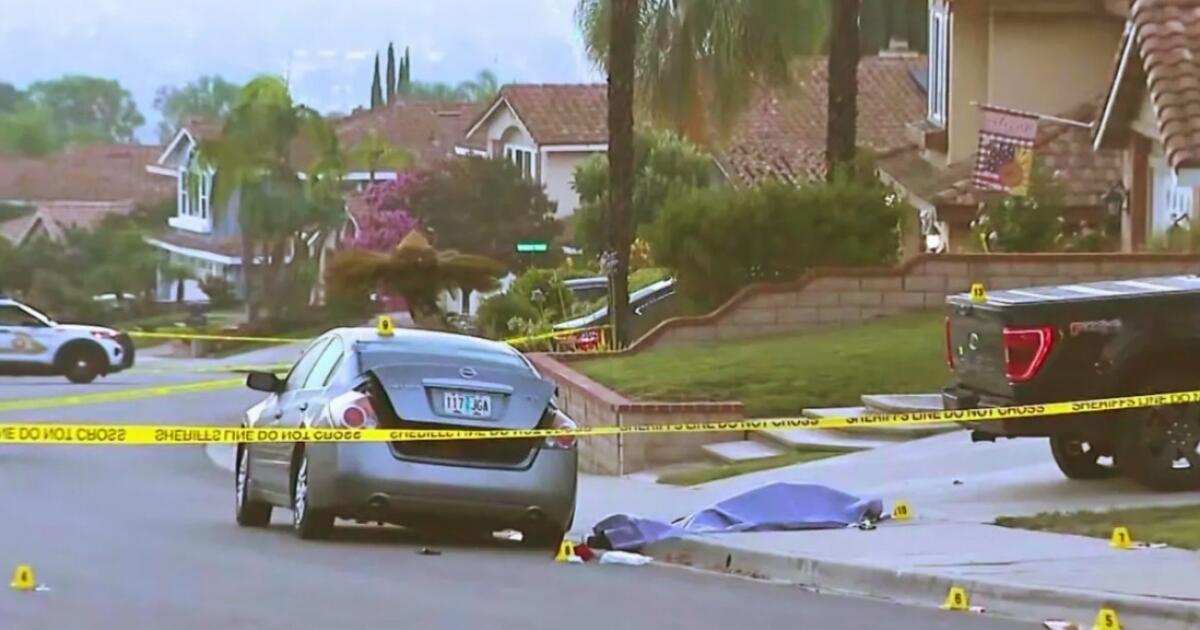 Kidnapper executes Chino Hills man in front of deputies, officials say. Suspect is then gunned down