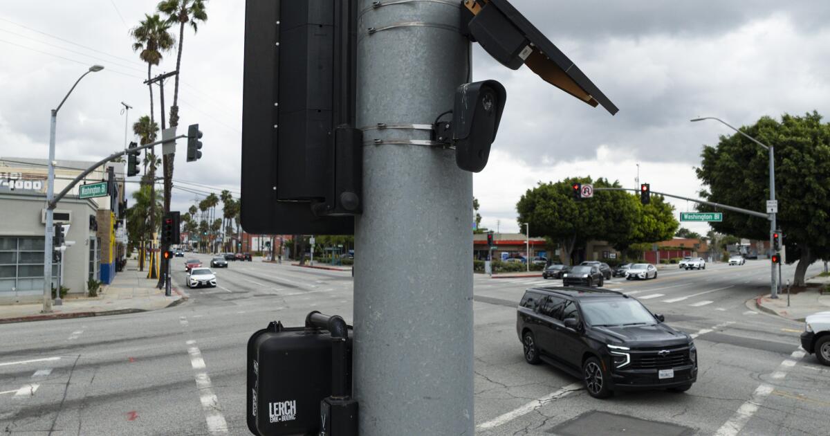LAPD renegotiating deal with license plate reader company Flock Safety