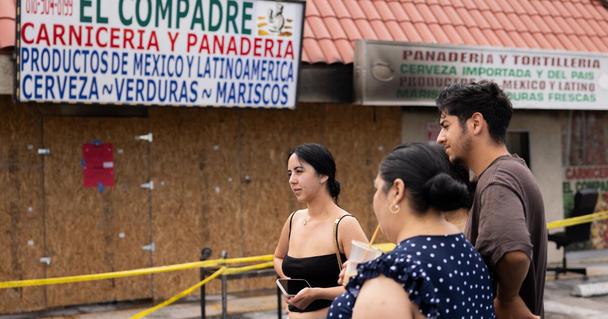 Arson investigation underway after beloved L.A. Mexican market