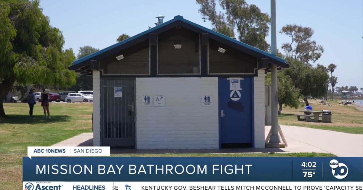 Councilmember pushes mayor to reopen Mission Bay bathrooms