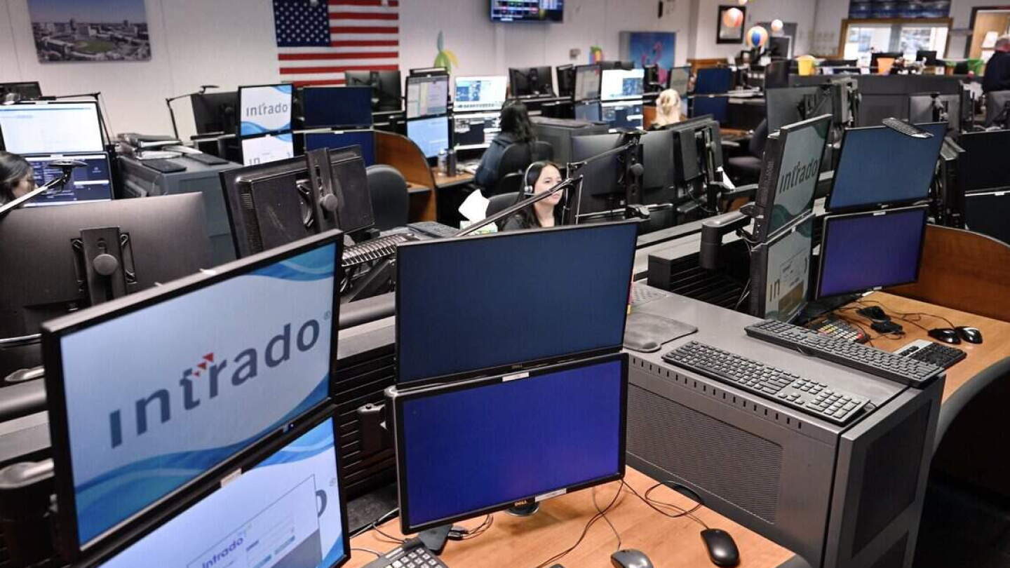 'We have to hear the screams': Calif. dispatchers address the mental toll of the job