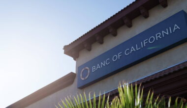 Banc of California takes big 2Q loss due to restructuring