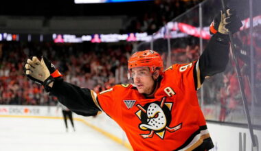Anaheim Ducks Keep Leo Carlsson, Matching Flyers' $90 Million Offer Sheet for Young Center