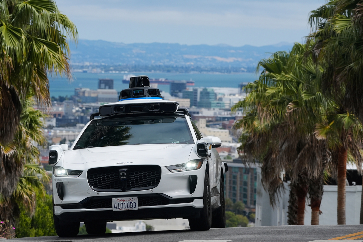 San Francisco is taking its Waymo worries to Washington