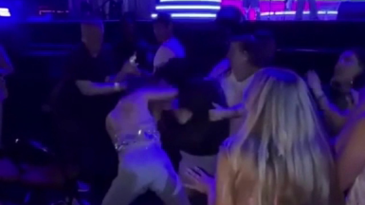 Fight breaks out during Hilary Duff concert