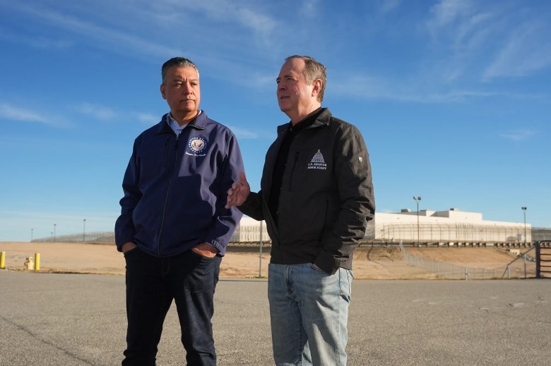 From left, U.S. Sens. Alex Padilla and Adam Schiff address the media before visiting an immigration detention center in California City on Jan. 20, 2026. (Photo courtesy Marcio Jose Sanchez/ AP)