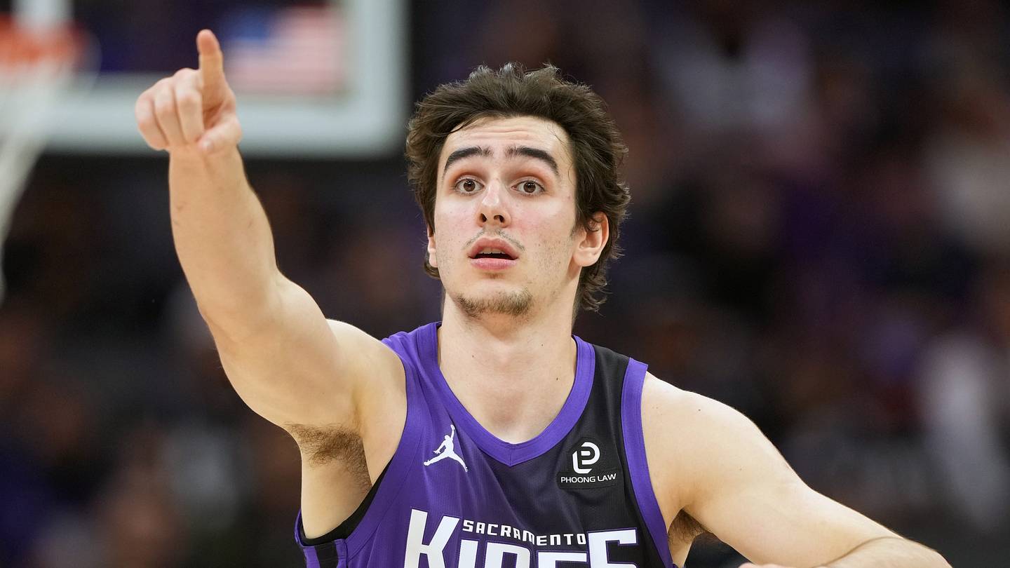 Apr 3, 2026; Sacramento, California, USA; Sacramento Kings center Maxime Raynaud (42) during the fourth quarter against the New Orleans Pelicans at Golden 1 Center. Mandatory Credit: Darren Yamashita-Imagn Images