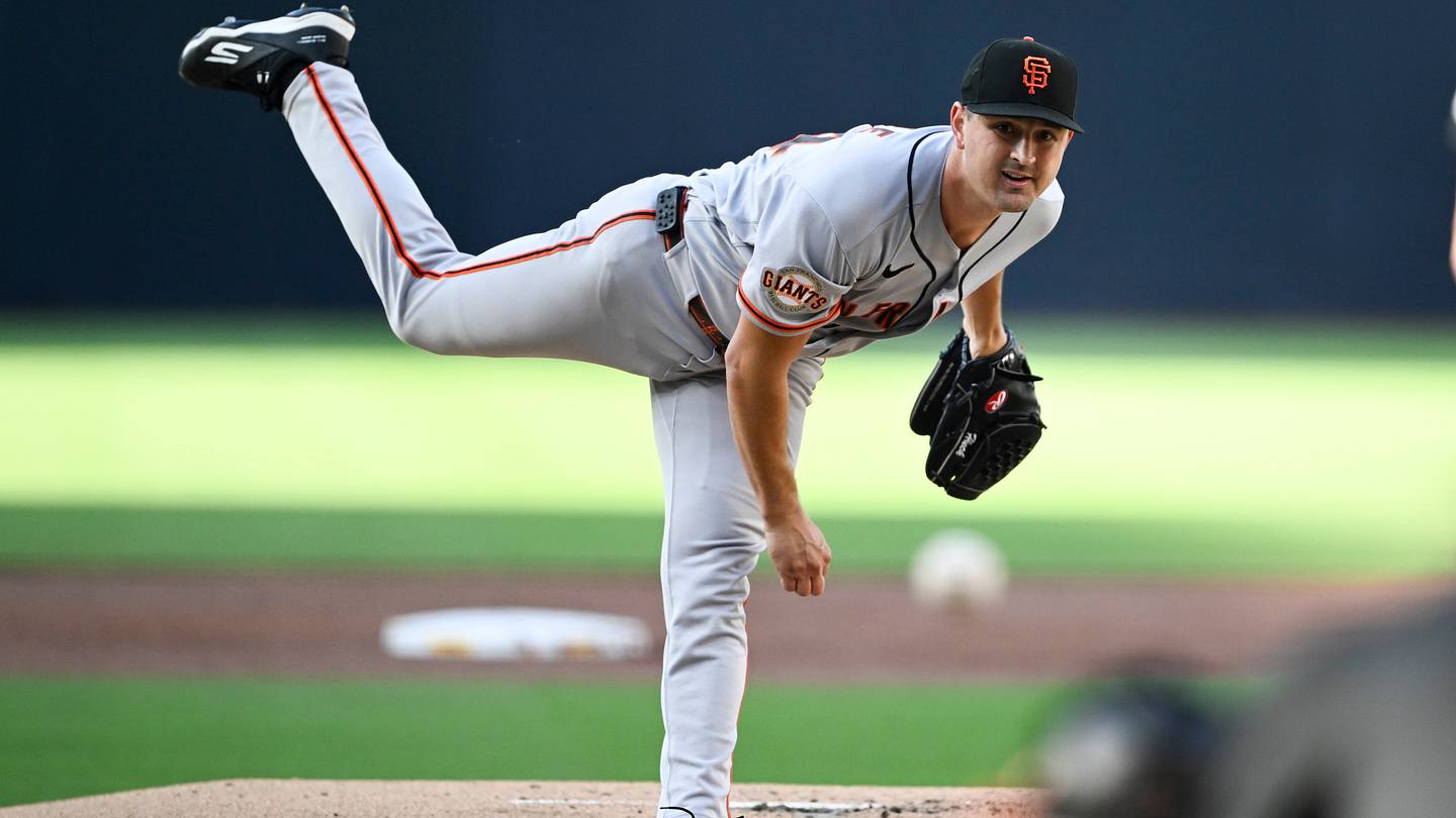 Giants to Trade Tyler Mahle to Braves in First Significant Deadline Deal