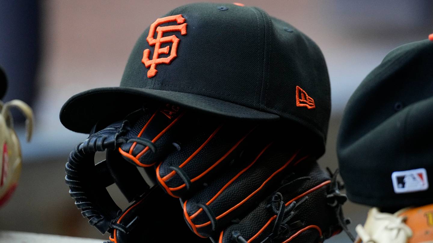 Phillies Eyeing To Make Second Trade With SF Giants for Pitcher