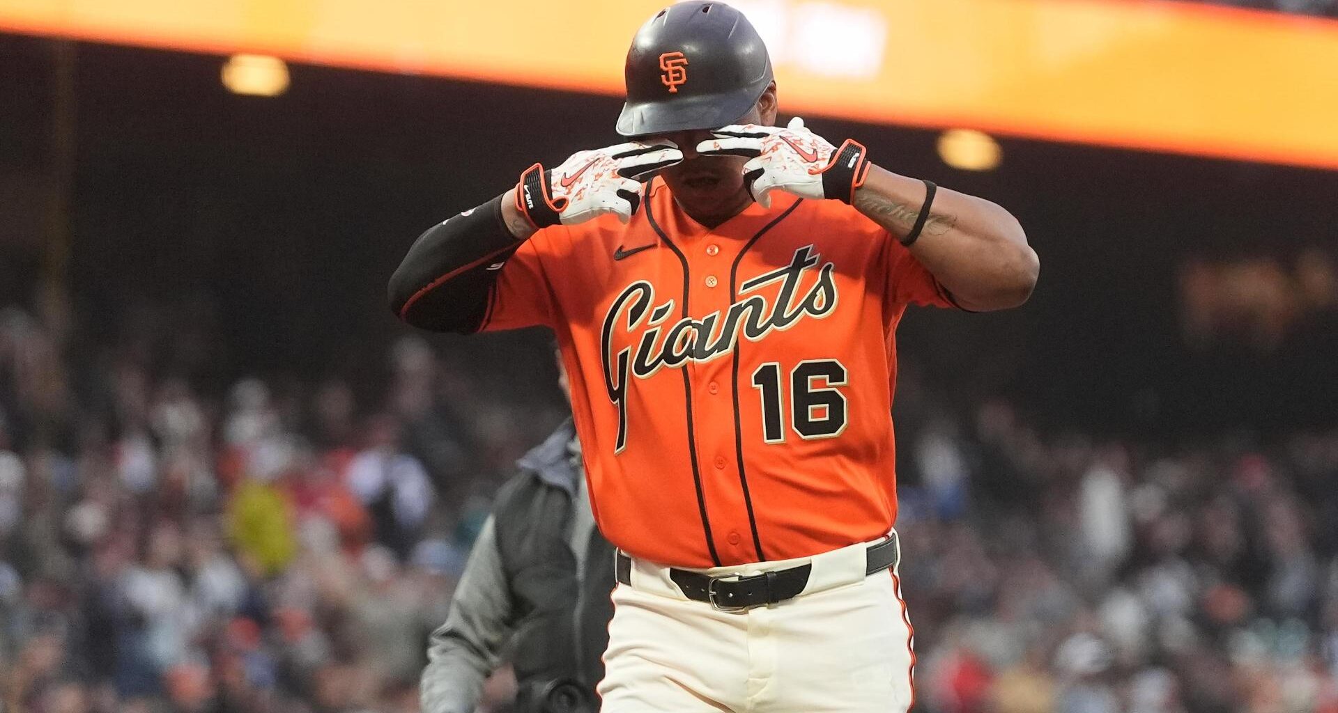 Rafael Devers, Willy Adames hit home runs, Jung Hoo Lee adds 2-run single as Giants beat Tigers 5-2