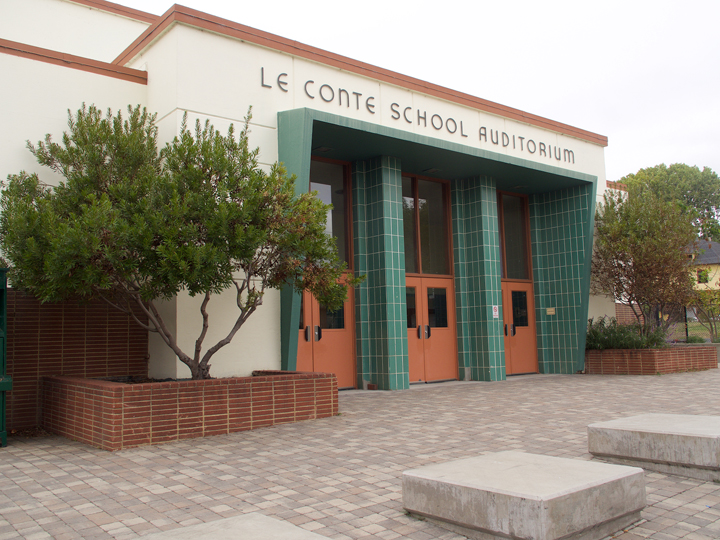 Former BUSD student says teacher molested him in 1990s