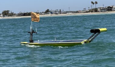 California scientists build robot to look for great white sharks near beaches