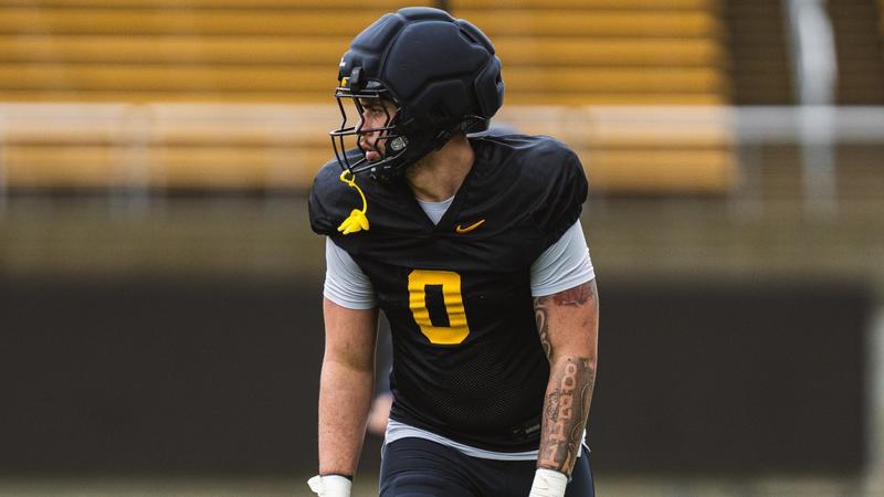 Dorian Thomas Named To John Mackey Award Watchlist