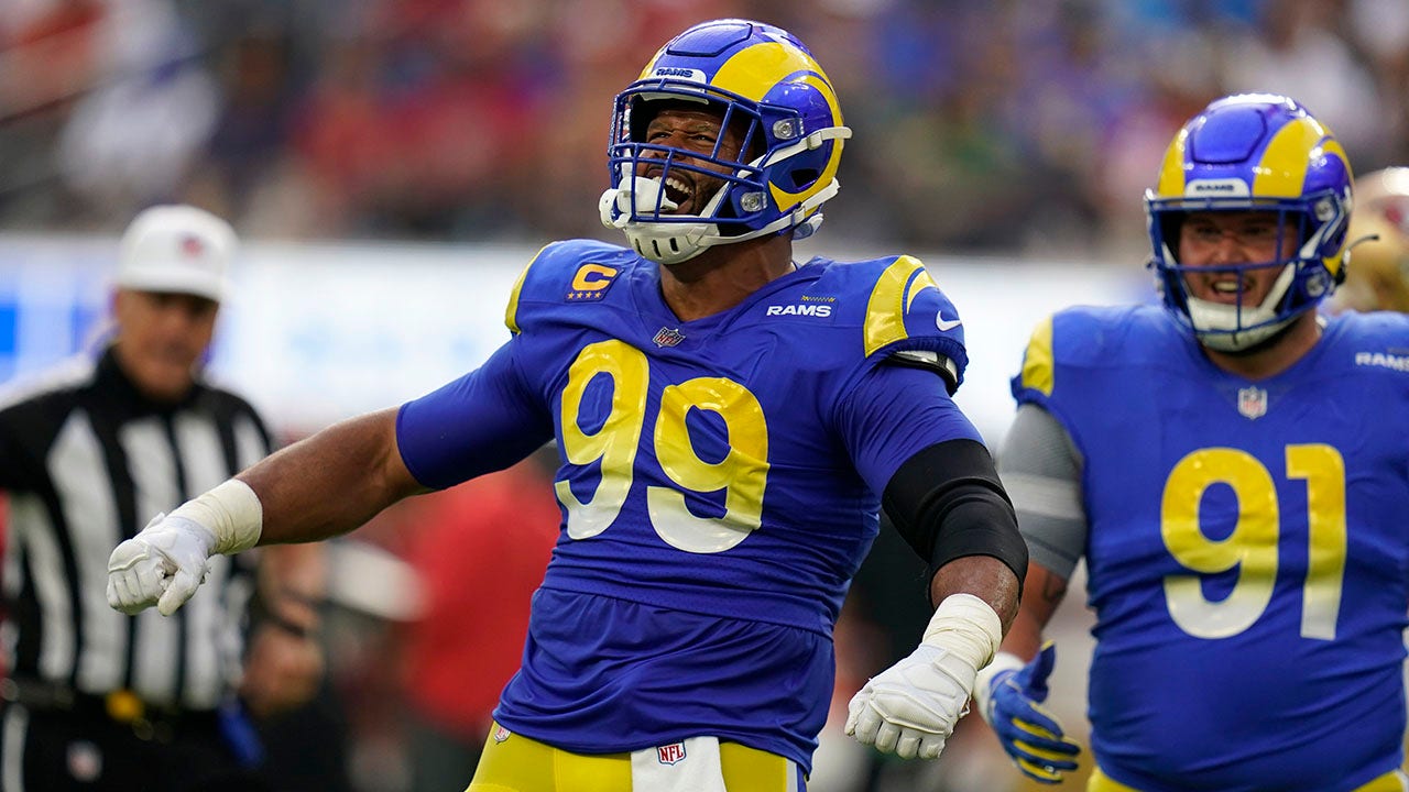 Aaron Donald holds formal workout with Rams amid NFL comeback talks