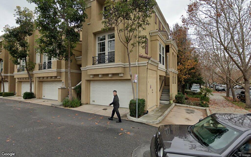 Towne Dr. 815 - Google Street View