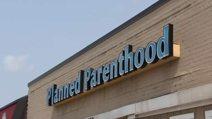 Oakland County commissioners set to vote on funding for Planned Parenthood clinic