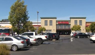 Shooting outside TJ Maxx in Alameda sends one man to the hospital