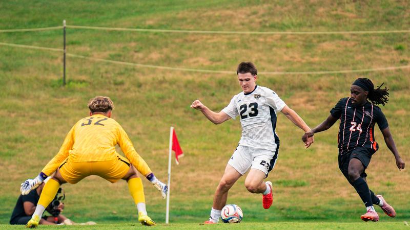 Kurzawa and Clarke-Rootham Score First Career Goals as Oakland Plays to Draw at Marquette