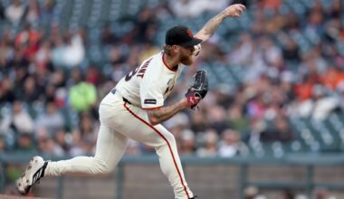 San Francisco Giants' Carson Whisenhunt hurt in game vs. Cincinnati Reds