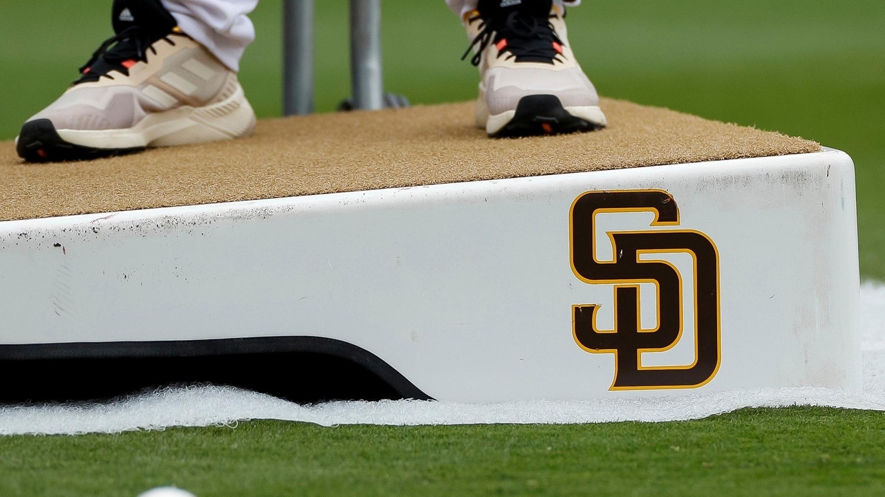 San Diego Padres minor league coach is released from ICE custody