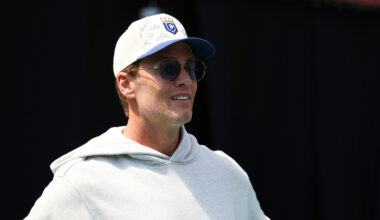 Tom Brady's new California CardVault store burglarized 1 week after opening