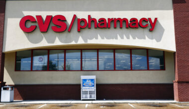 Police: Shoplifter attacked Berkeley CVS clerk with bear spray