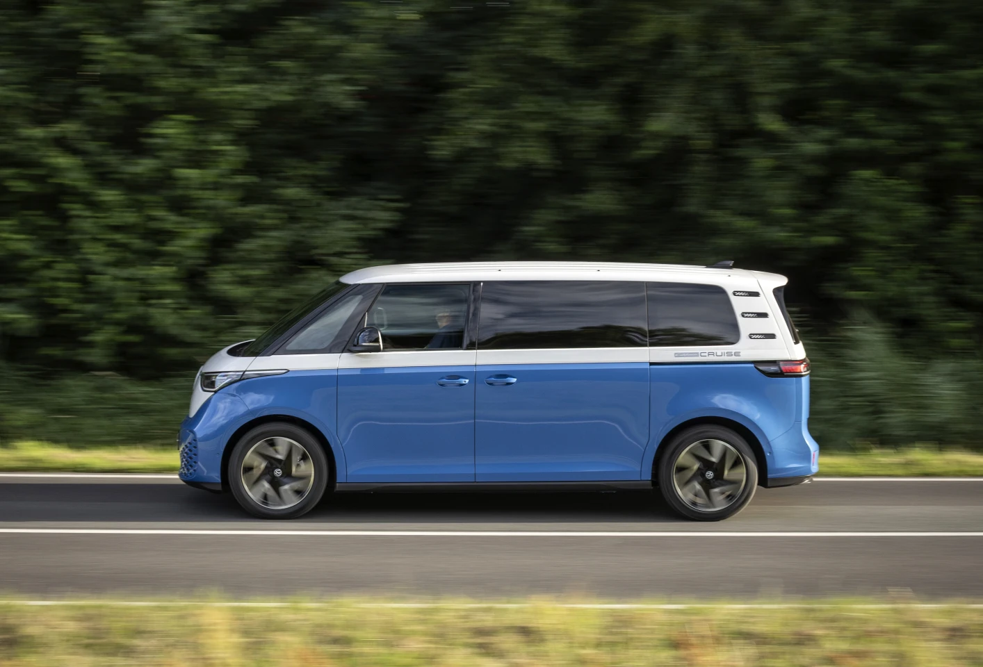 The California Cruise will be available in both short- and long-wheelbase variants