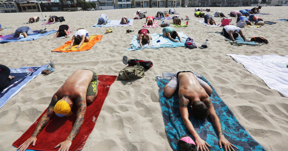 Where to find free yoga classes in Los Angeles this September