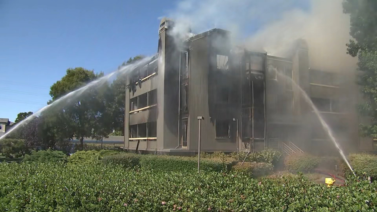 Crews respond to 6-alarm building fire on Sea Spray Lane in Foster City; several firefighters injured