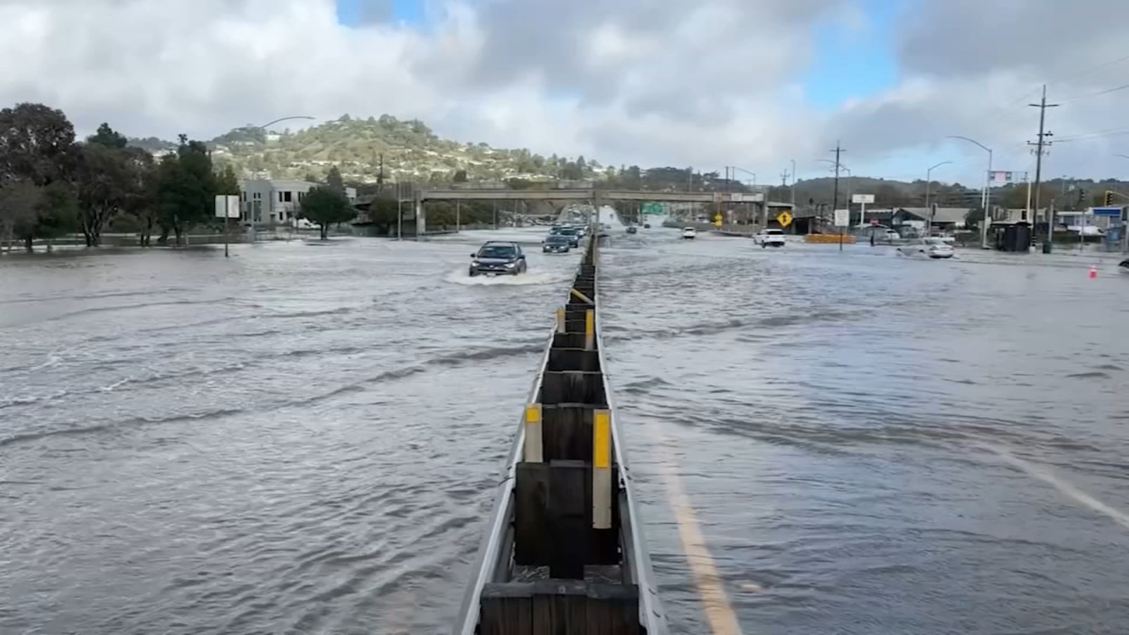 Forecasters say California could face 'historic' El Nino winter; Bay Area communities step up flood preps