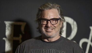Robert Carradine's family sues UCLA hospital, claiming staff did not prevent self-harm before his death