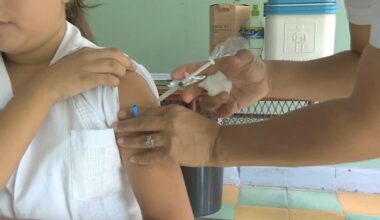 Discussing recent childhood vaccine change with Valley doctor