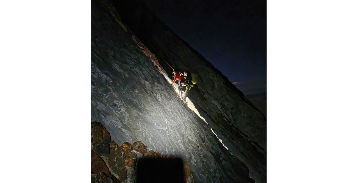 Volunteers rescue climber stranded on small ledge in California's Sierra Nevada :: WRAL.com