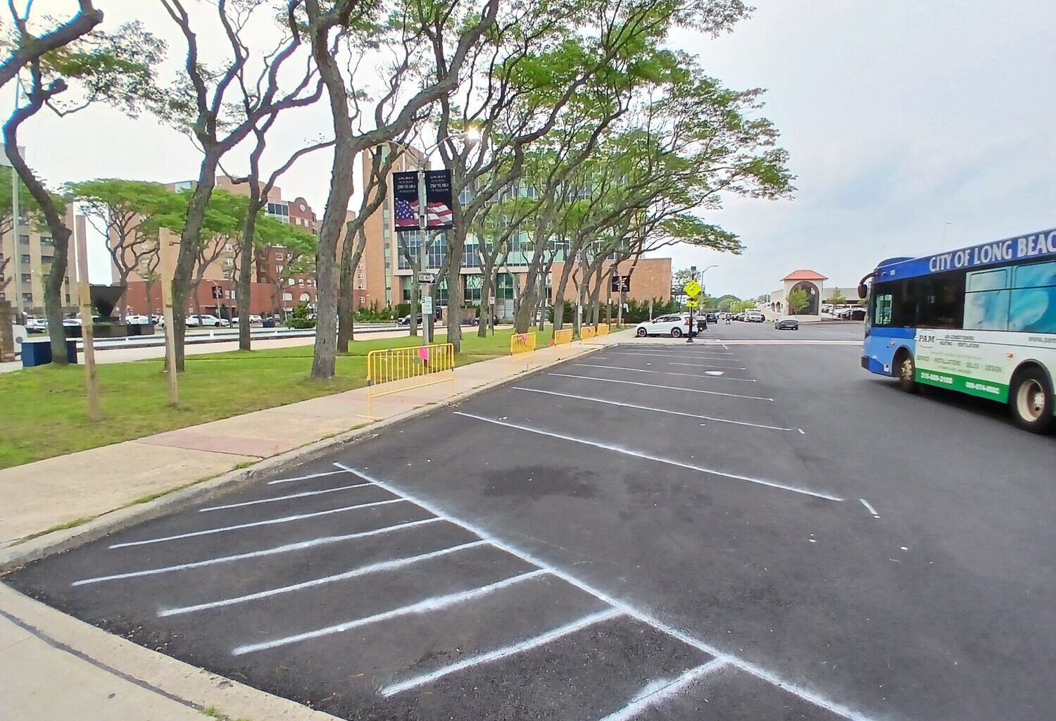 Eight electric vehicle charging stations will be installed at Kennedy Plaza by the end of the year.