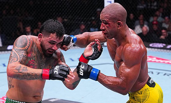 Gregory Rodrigues survives wild Anthony Hernandez rally at UFC Sacramento