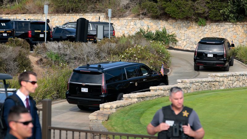 RANCHO PALOS VERDES, CA - AUGUST 04: The motorcade of U.S. President Donald Trump arrives at the Trump National Golf Club Los Angeles on August 04, 2026 in Rancho Palos Verdes, California. Trump is traveling to California to attend a fundraising event and then to Las Vegas for a rally on Wednesday. (Photo by Chip Somodevilla/Getty Images)
