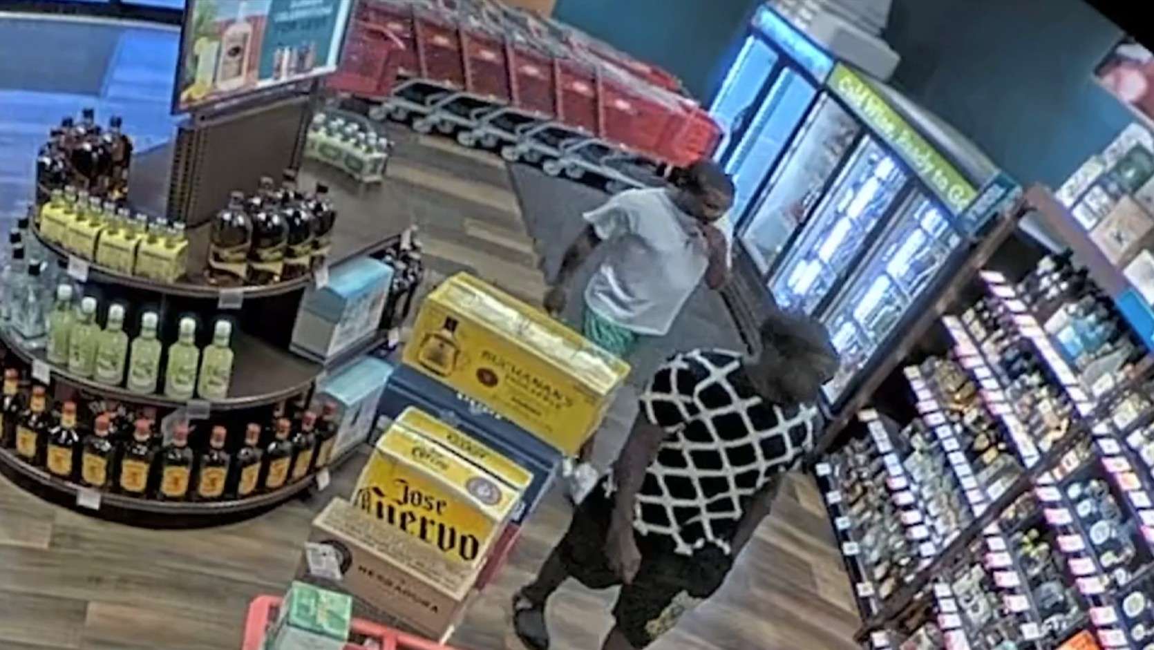 BSO detectives seek public’s help to ID 2 who swiped liquor from Oakland Park stores; 1 arrested - WSVN 7News | Miami News, Weather, Sports