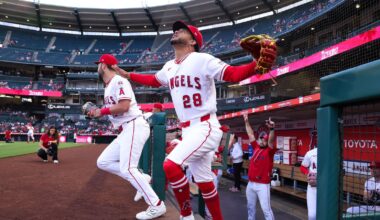 TST Images: Angels defeat Rangers, 7-0, at Angel Stadium