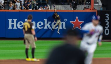 Padres star Fernando Tatis Jr. robs grand slam with wild catch at the wall vs. Mets – NBC 7 San Diego