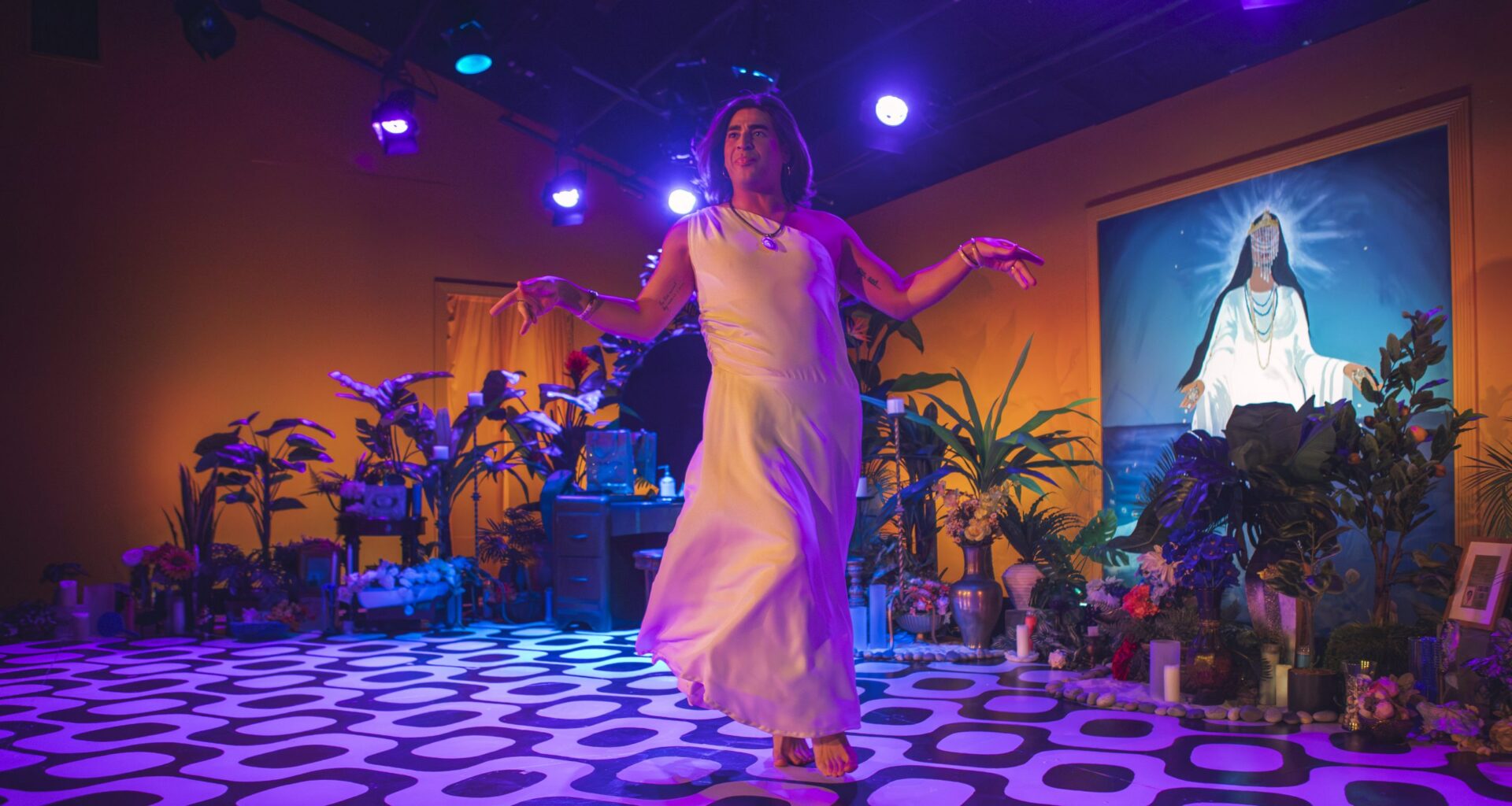 Review: Bold, hilarious 'Ni Mi Madre' takes stage at Diversionary Theatre