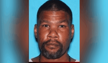 Man arrested after tip jars stolen in Fresno, employee injured with screwdriver