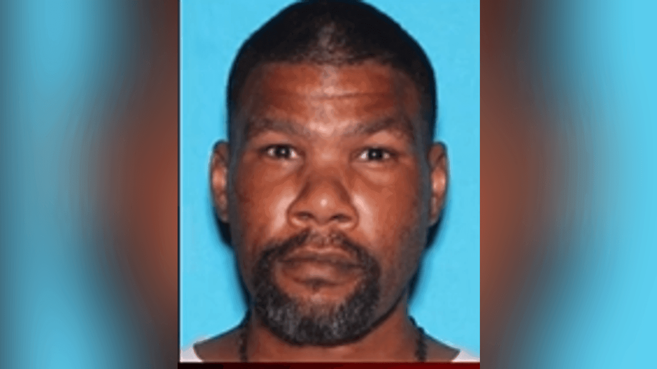 Man arrested after tip jars stolen in Fresno, employee injured with screwdriver