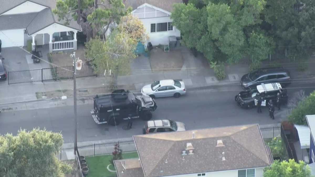 Weapon disturbance prompts police disturbance in Oak Park